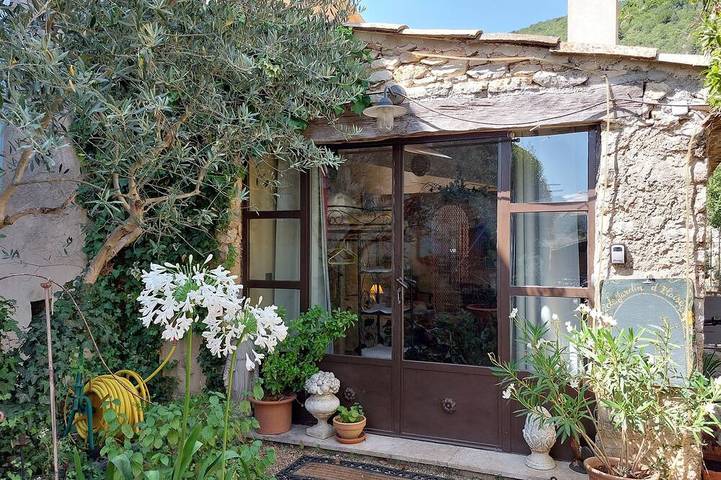 Location de vacances pour 2 personnes à La Rochegiron - 4