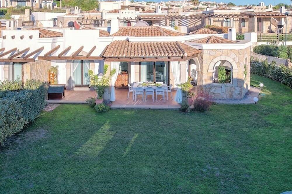 Villa for 5 People in Alghero, Sassari Province
