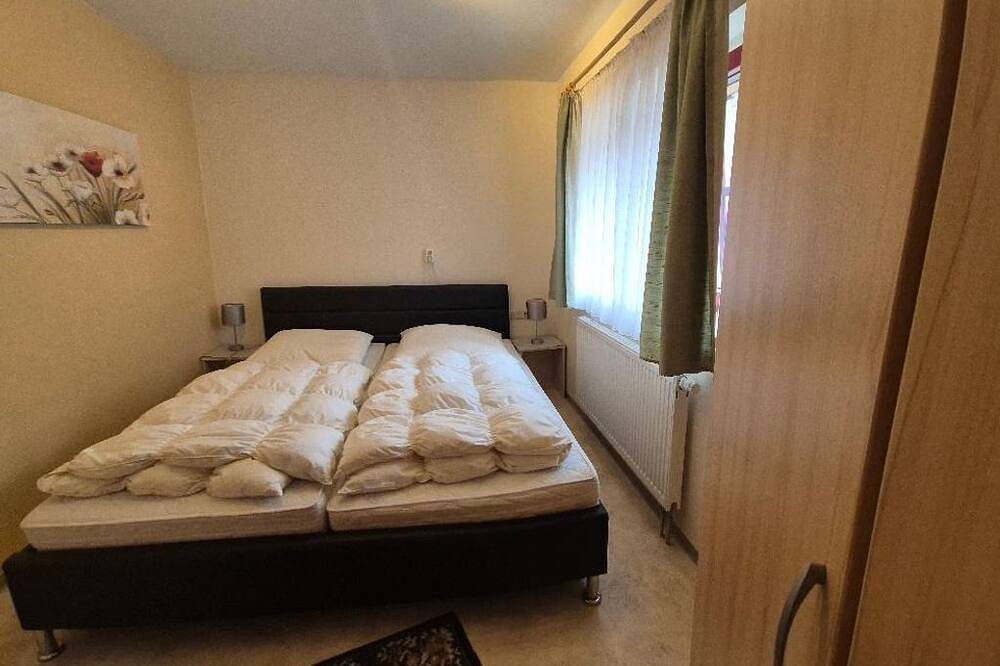 Ganze Wohnung, Kleine Ferienwohnung im Gästehaus - Pension am Steinberg in Altenberg, Osterzgebirge