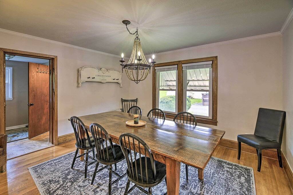 'Trout House' in Dtwn Damascus: Near Creeper Trail in Damascus, Washington County (VA)