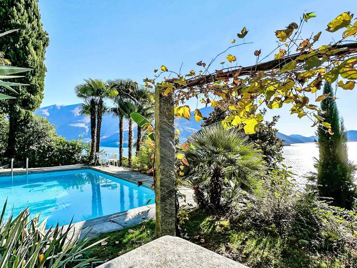 Villa für 4 Personen, mit Terrasse und Pool in der Schweiz