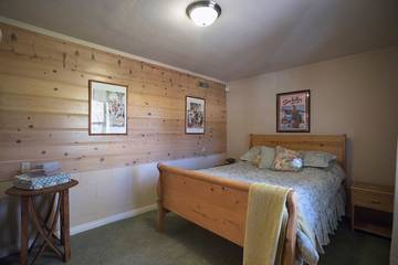 Log Cabin for 4 People in Snow Summit, Big Bear Lake, Photo 1