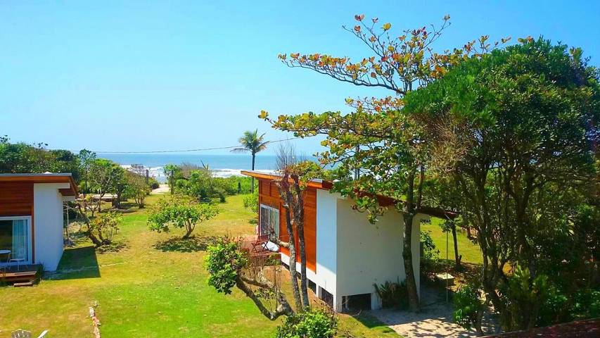 Pousadas para 5 pessoas, com jardim e vista em Paranaguá