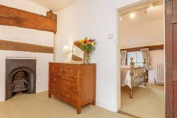 Cottage for 6 People in Surrey, South East England, Photo 3