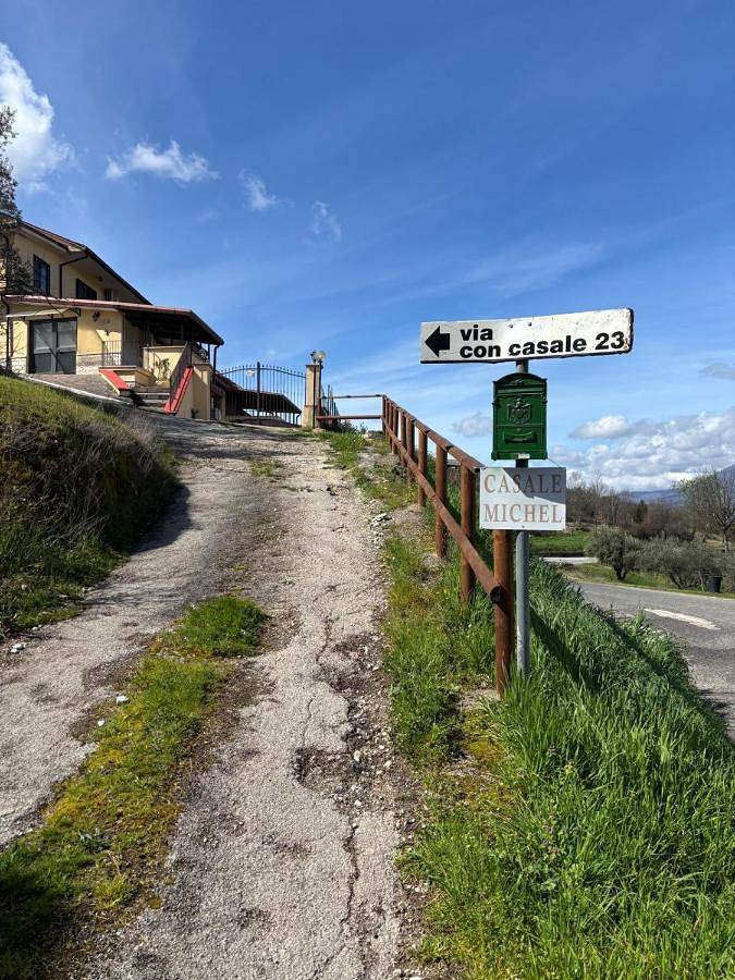 Location de vacances pour 2 personnes, avec terrasse et vue à Arpino - 2