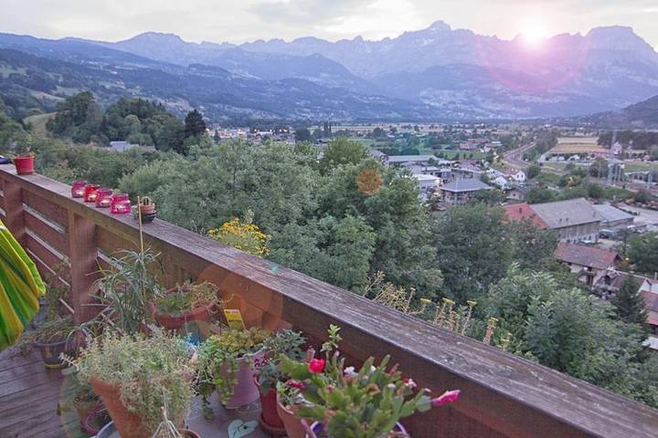 Appartement de vacances pour 6 personnes, avec jardin et vue