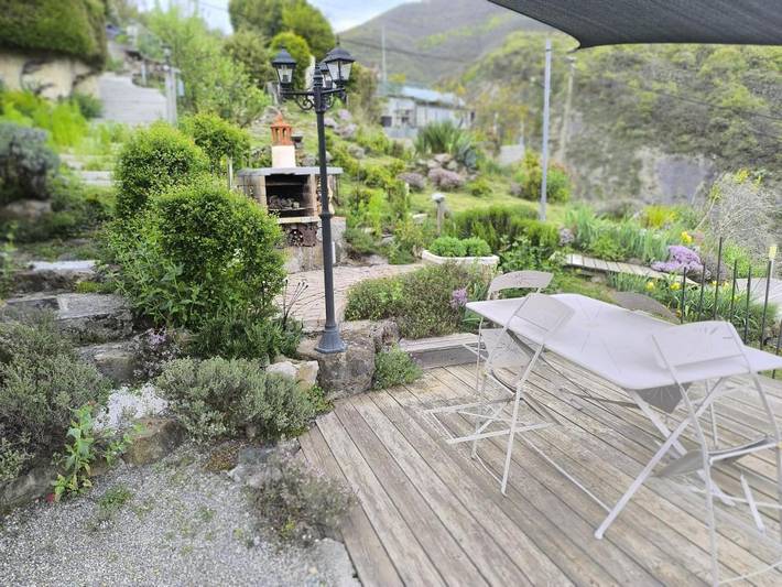 Location de vacances pour 4 personnes, avec jardin et terrasse à La Robine-sur-Galabre - 2