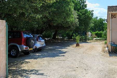 Annie et Alain B&B en Provence - Chambre Ocre in Mazan, Parc naturel régional du Mont-Ventoux