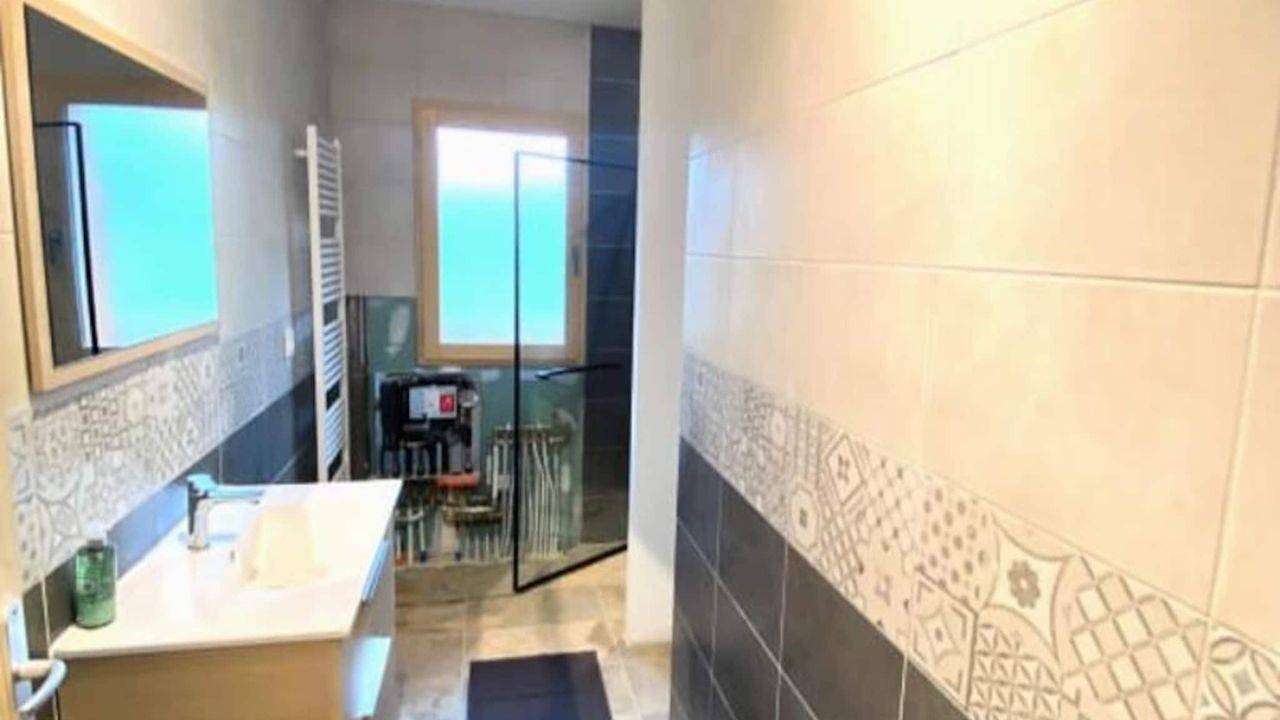 Entire holiday apartment, Ferienwohnung für 6 Personen (65 m²) in Saint-Jean-de-Maurienne in Saint-Jean-de-Maurienne, Saint-Jean-de-Maurienne region