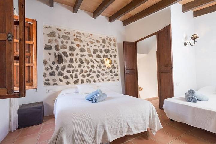 Berghütte am Meer lädt zum Wandern in der Sierra de Tramuntana 20% Rabatt März in Fornalutx, Mallorca Westen