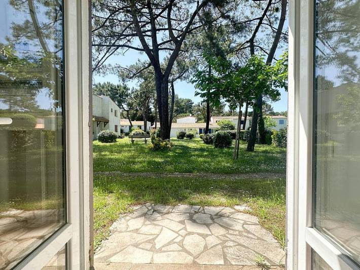 Location de vacances pour 8 personnes, avec terrasse dans Office De Tourisme Des Mathes La Palmyre - 2