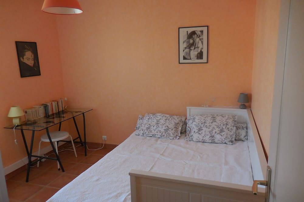 Villa in sehr ruhiger Wohngegend mit sicherem Pool in Vaison-la-Romaine, Parc naturel régional du Mont-Ventoux