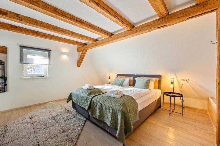 Ferienwohnung für 8 Personen, mit Ausblick und Garten, kinderfreundlich
