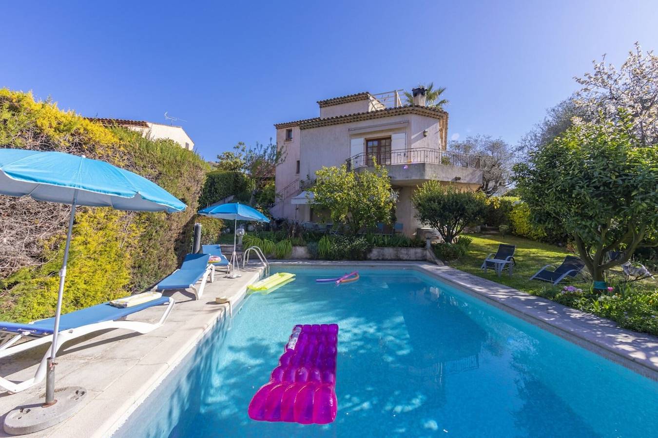 Villa Oasis d'Amon 4 étoiles, Vence, France - Meublé de Tourisme in Vence, Région de Cannes