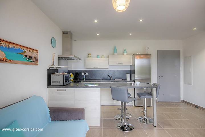 Gîte pour 2 personnes, avec Terrasse et Vue à Santa-Lucia-di-Moriani - 4