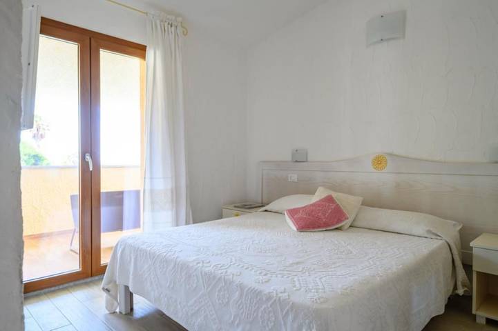 Vakantiewoning voor 3 personen, met Whirlpool en Tuin in Villasimius
