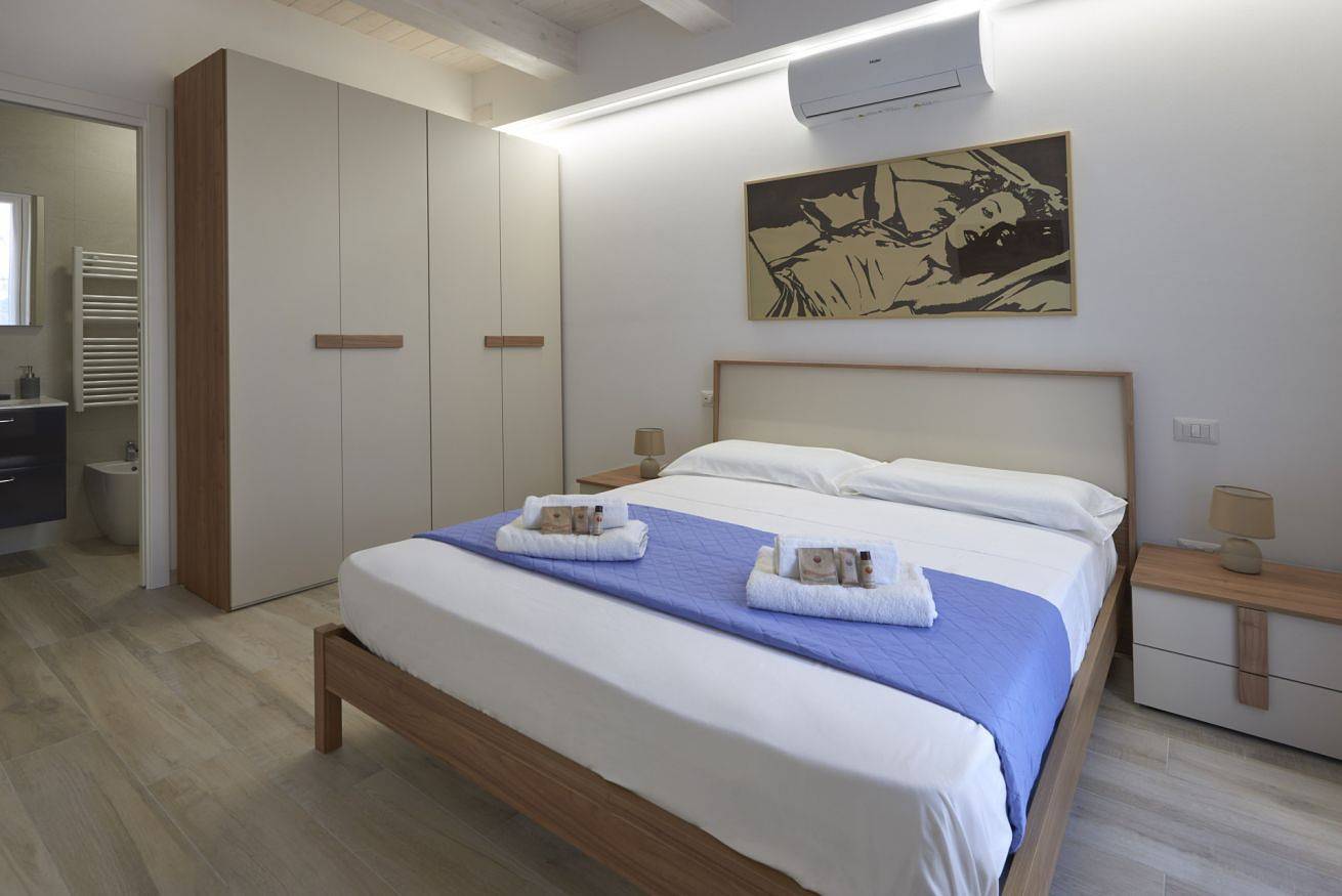 Ganze Wohnung,  Newly Built One-Bedroom Apartment with A/C and Wifi in Civitanova Marche, Adriaküste Marken