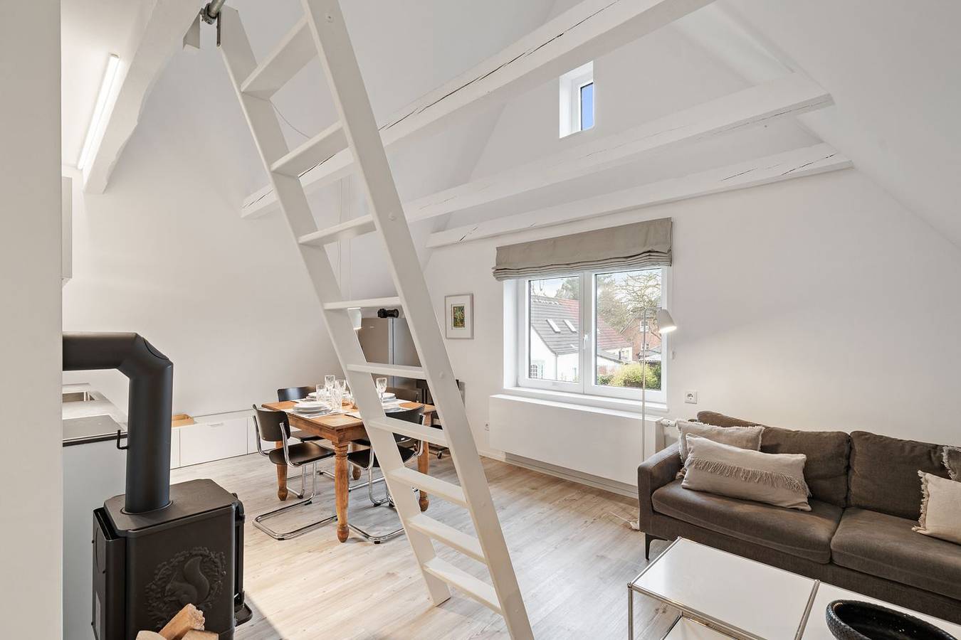 Ganze Wohnung, Sonnengold - wunderschöne Einliegerwohnung in zentraler Lage im Dorf in St. Peter-Ording, Eiderstedt