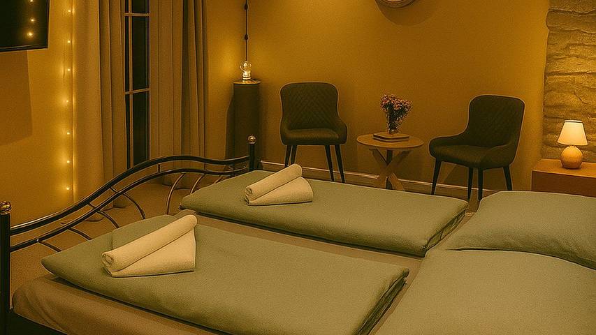 Ferienwohnung für 2 Personen, mit Sauna und Whirlpool sowie Garten und Terrasse in Großschönau