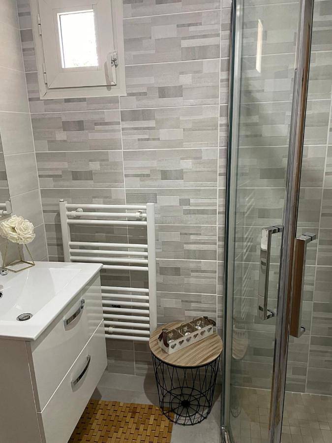 Appartement entier, T2 Cosy Montpellier - Spa Privatif Jacuzzi Hammam Piscine Extérieure en Supplément in Grabels, Côte méditerranéenne (France)