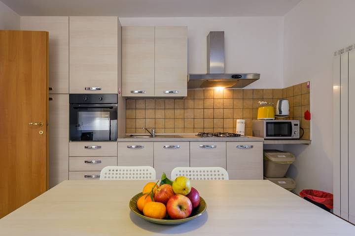 Gîte pour 4 personnes, avec piscine ainsi que jardin et terrasse à Sulzano - 2