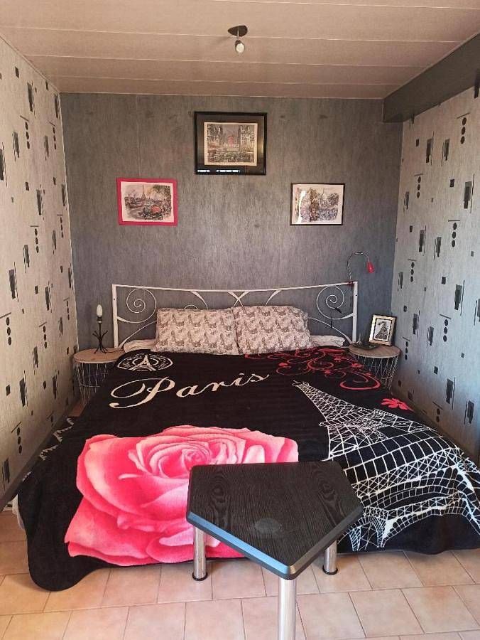 Appartement de vacances entier, Chambre indépendante à Grigny in Grigny, Lyon et ses environs