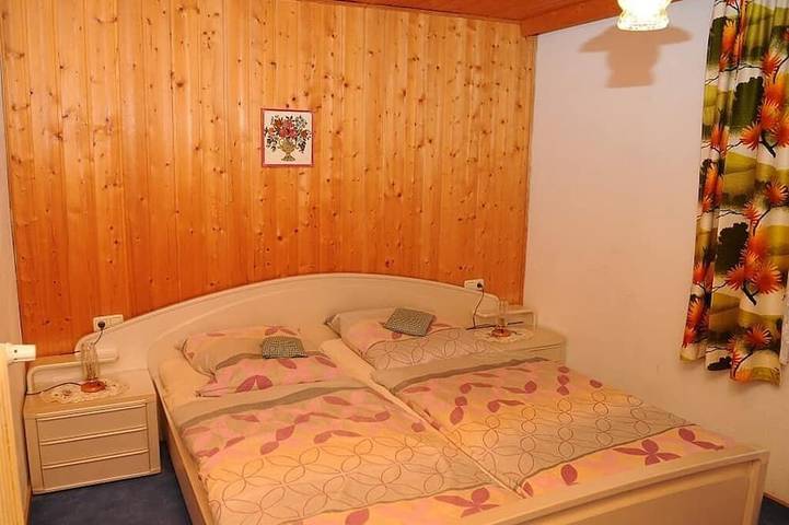 Ferienwohnung für 4 Personen, mit Sauna und Balkon sowie Garten in Böbrach - 2
