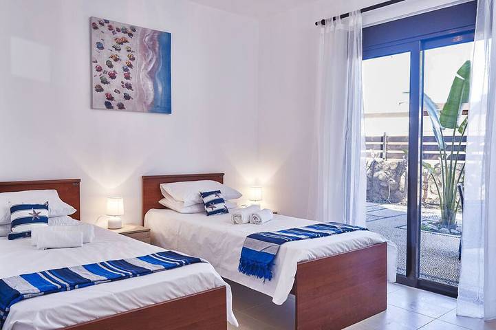 Villa Tamara con piscina privata riscaldata in Spiaggia di Vlicha, Rodi