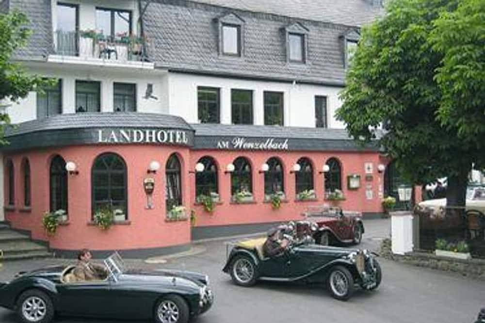 Doppelzimmer Dusche/Wc - Landhotel am Wenzelbach in Prüm, Naturpark Hohes Venn-Eifel