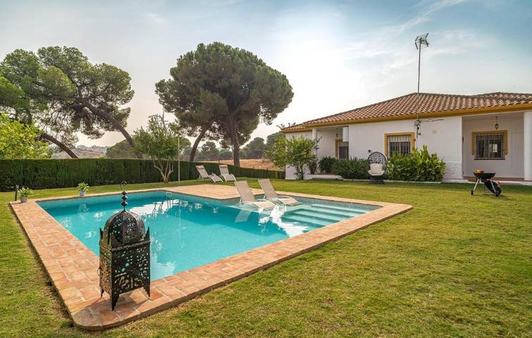 Location de vacances pour 6 personnes, avec piscine à Villanueva del Río y Minas