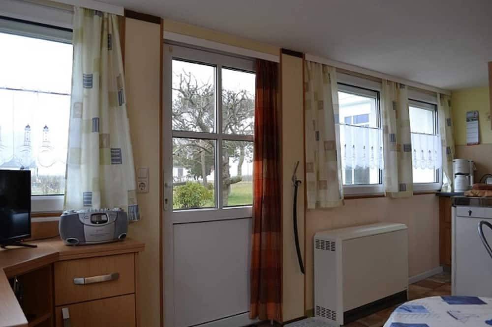 Appartement entier, 1 room apartment - Holiday home Boddenblick in Neuendorf Hiddensee Island, Hiddensee