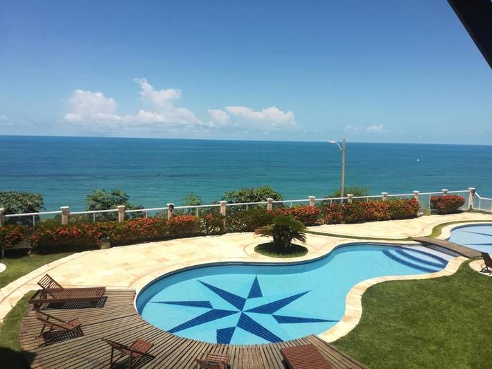 Casas e apartamentos de temporada para 5 pessoas, com jardim e piscina e ainda balcão and vista em Aracati