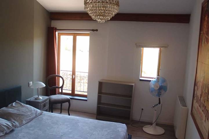 Gîte pour 5 personnes, avec Terrasse ainsi que Jardin et Piscine à Marsaz - 2