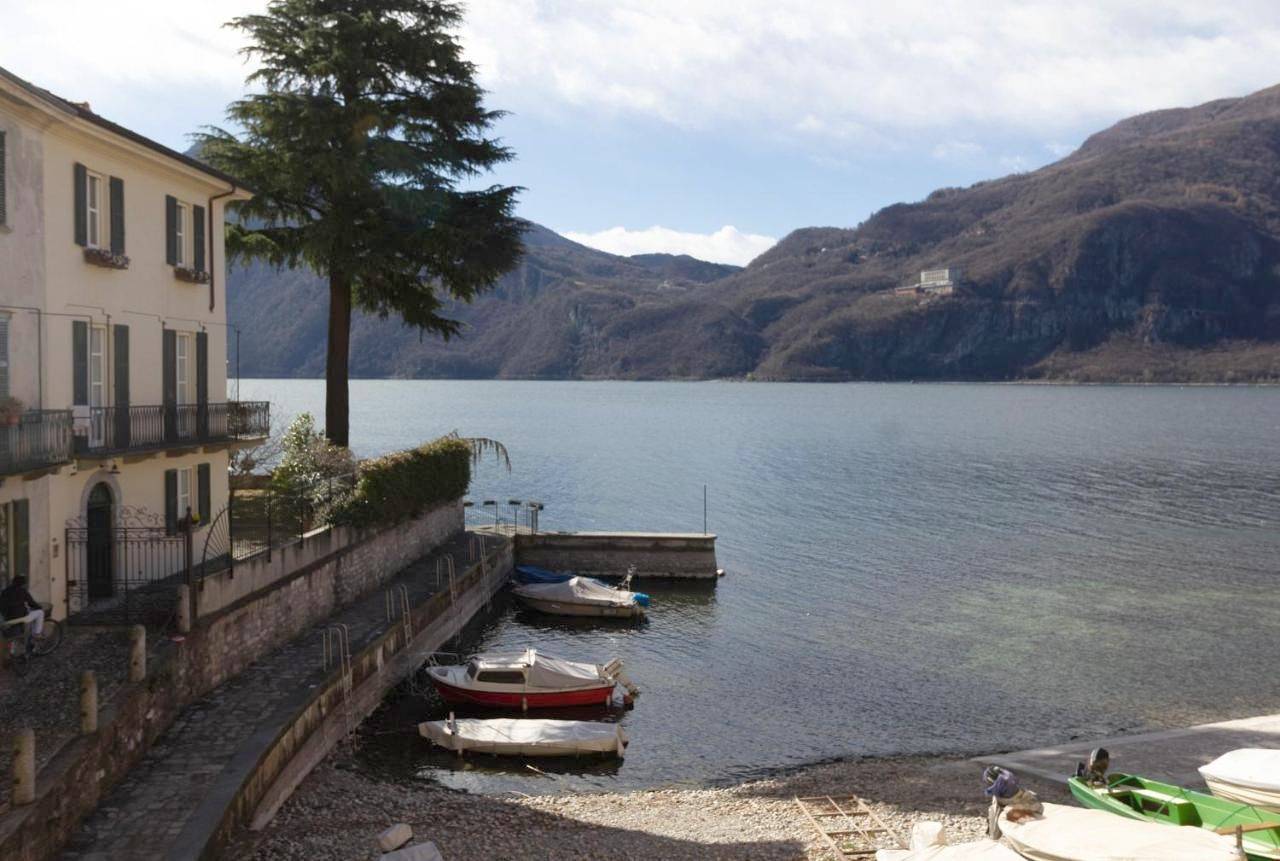 Appartamento intero, Mamma Ciccia Holiday Home - Lake Front Apartment in Mandello del Lario, Lago di Como