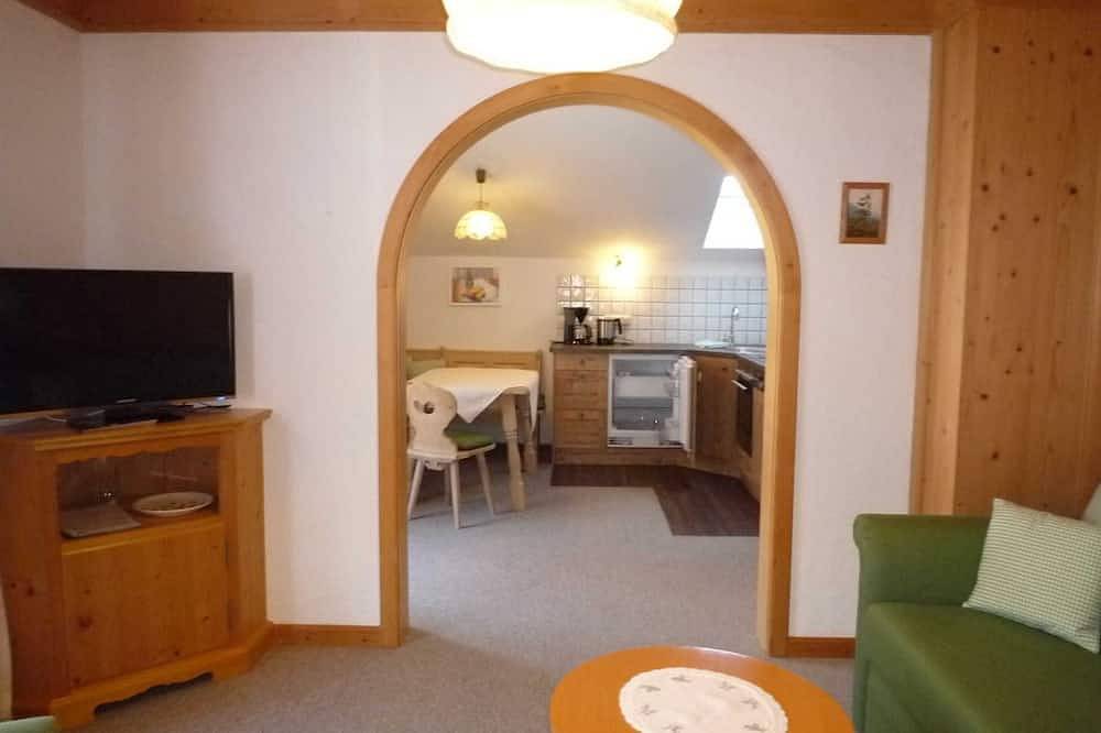 Apartment No. 6, 2nd floor, west balcony - Gästehaus Johanna in Bad Wiessee, Bavarian Alps