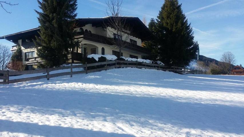 Maison d’hôte pour 2 personnes, avec vue ainsi que jardin et sauna, adapté aux familles à Ramsau am Dachstein - 2