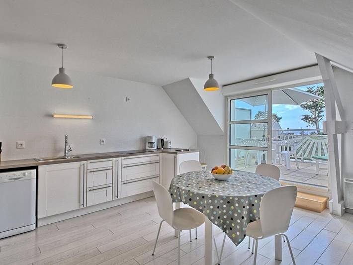 Gîte pour 4 personnes, avec terrasse dans Plage du Roaliguen - 3