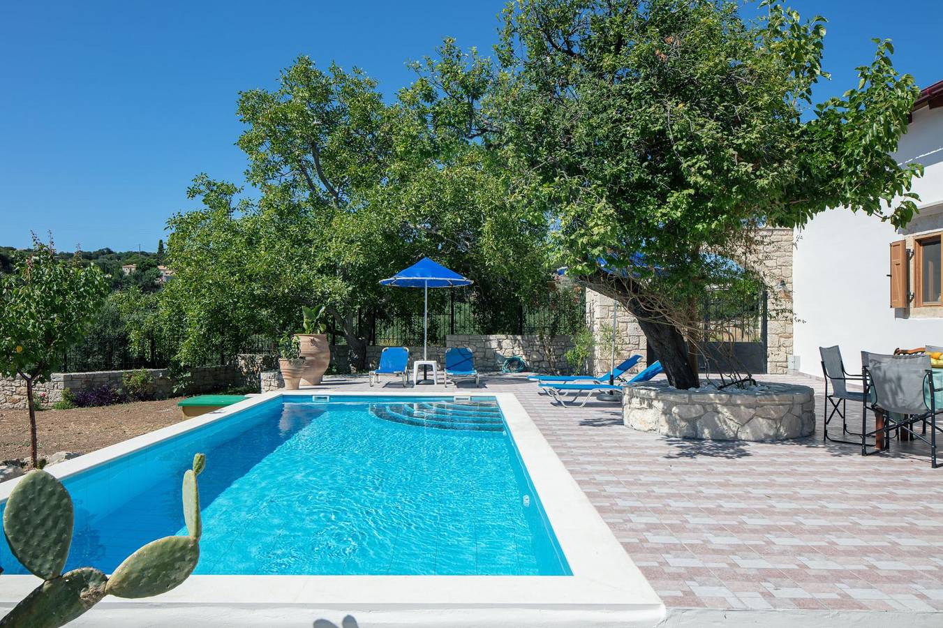Silver Gem Villa with private pool in Frantzeskiana Metochia, Nikiforos Fokas