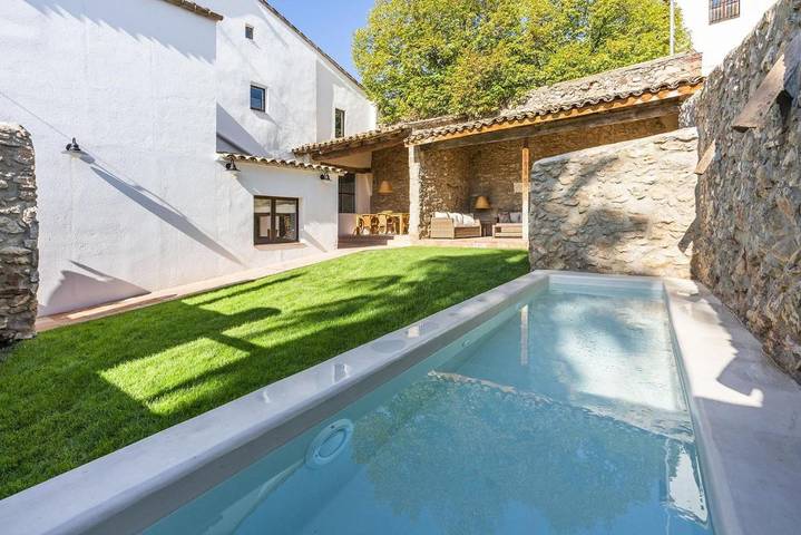 Chalet para 8 personas, con piscina y jardín en Alt Penedès - 4