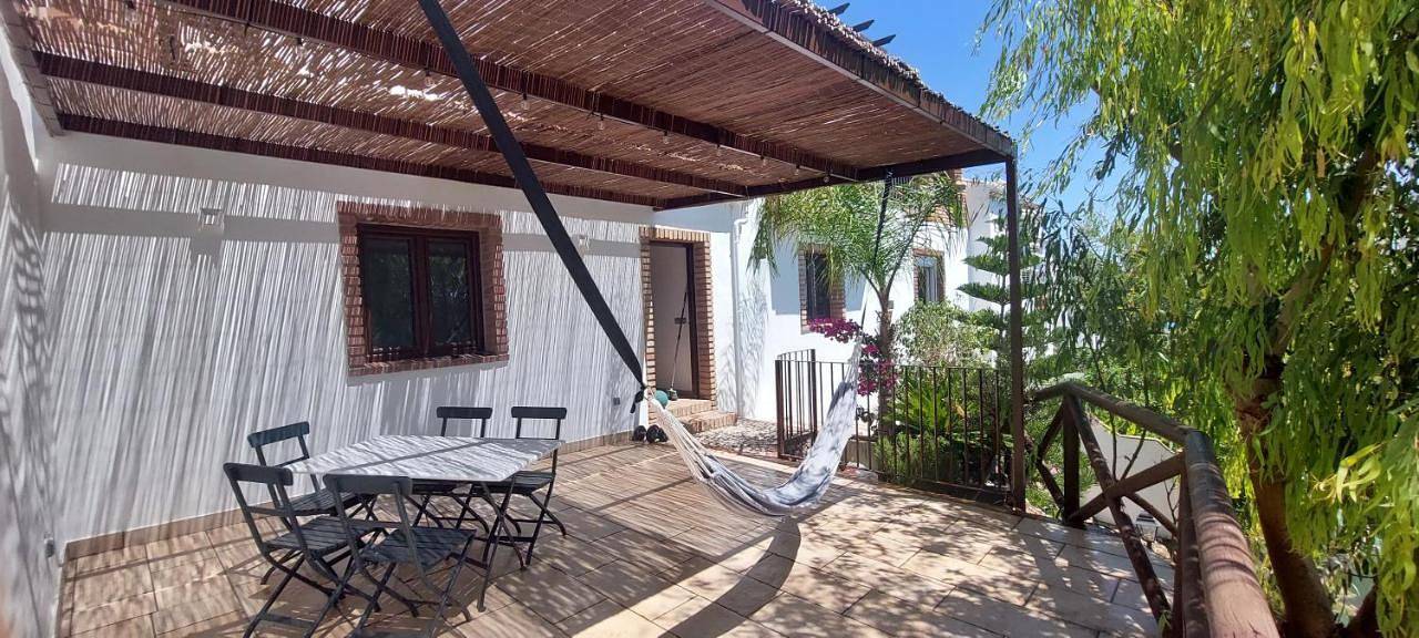 Appartement entier, Casa Pura Vida jardin in Frigiliana Road, Frigiliana