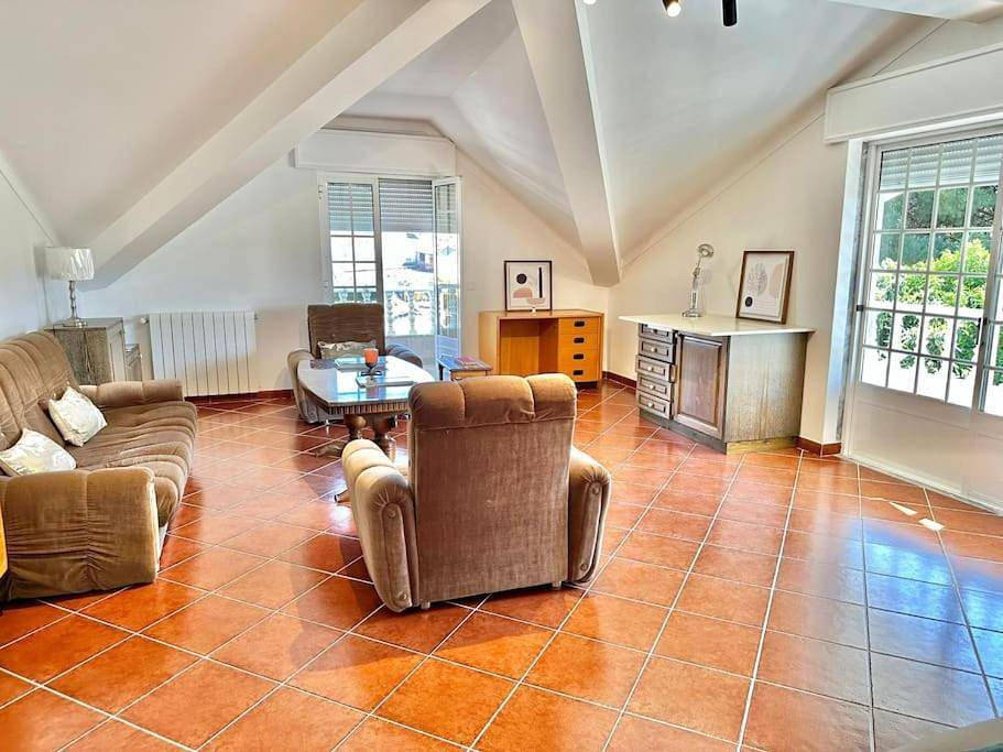 Two-Bedroom Villa in Carregado, Alenquer