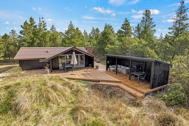 Villa für 6 Personen, mit Balkon/Terrasse und Terrasse sowie Sauna in Blavand