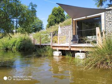 Gîte pour 2 personnes, avec vue ainsi que vue sur le lac et jardin à Le Chambon-sur-Lignon