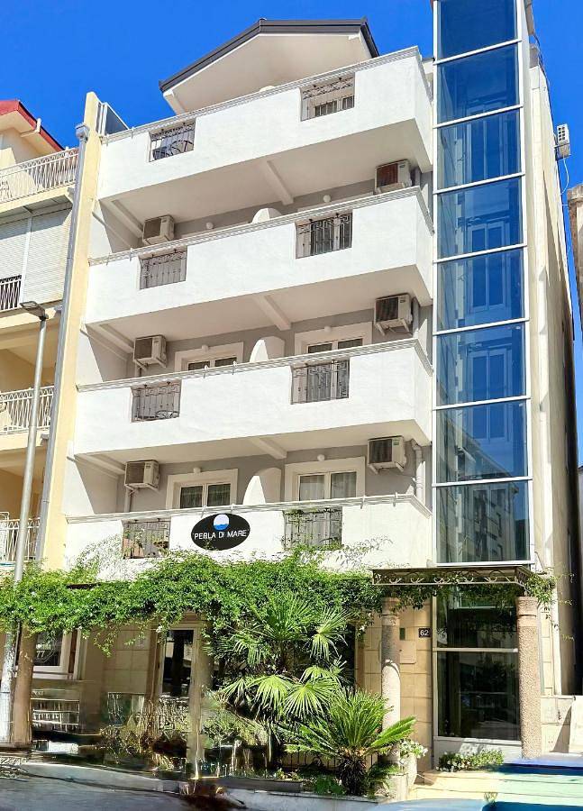 Chambre d’hôte pour 2 personnes, avec vue et jardin