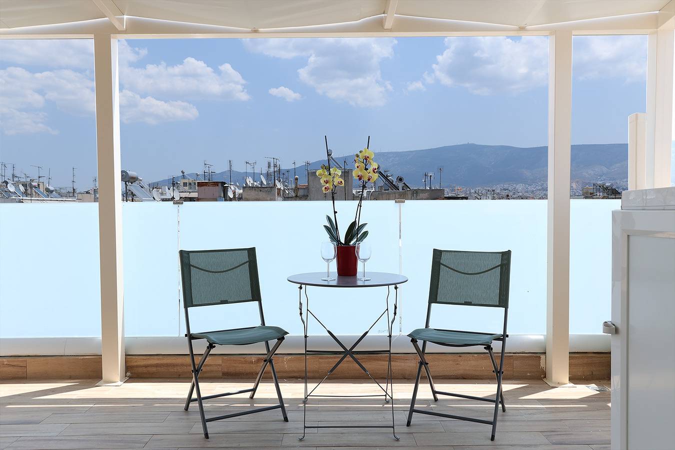 Studio entier, Liv - View and  the City Studio in Athens in Section centrale d'Athènes, Athènes