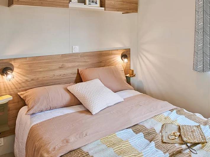 Flower Camping La Marmotte - Mobilheim 6 personen - Mobil Home Aqua 2 Zi 4/6Pers Terrasse Halbüberdacht Clim TV in Mérens-les-Vals, Französische Pyrenäen