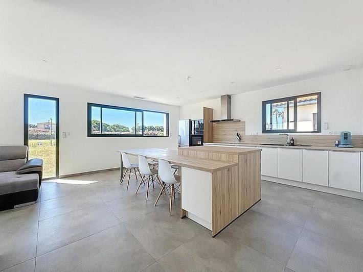 Location de vacances pour 9 personnes, avec jardin à Bompas - 3