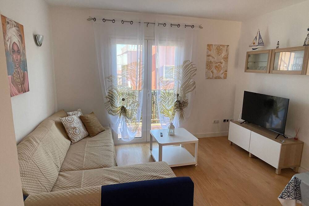 Entire apartment, 2 Bedroom Apartment in Nuevo Horizonte in Costa de Antigua, Antigua