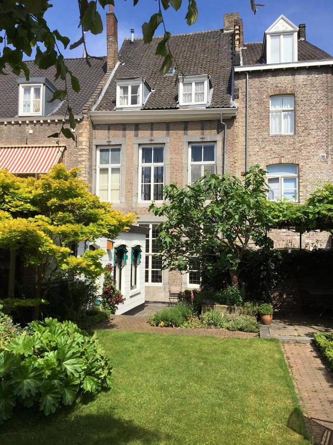 Chambre d’hôte pour 2 personnes, avec vue et jardin à Maastricht