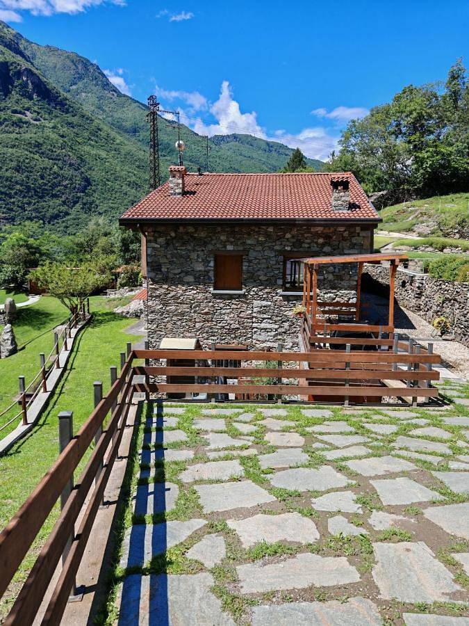 Location de vacances pour 5 personnes, avec jardin et vue, animaux acceptés à Capo di Ponte - 3